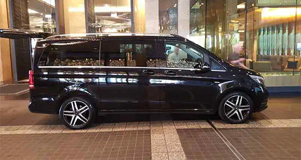 iChauffeur Fleet - People Movers