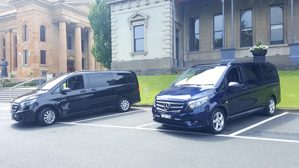 Bentley with iChauffeur license plates